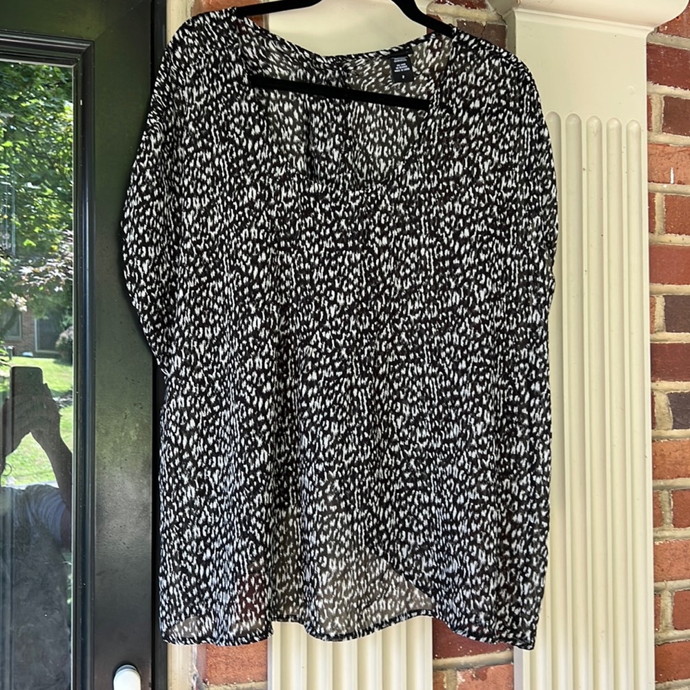 Sz 2 Torrid sheer blouse/top